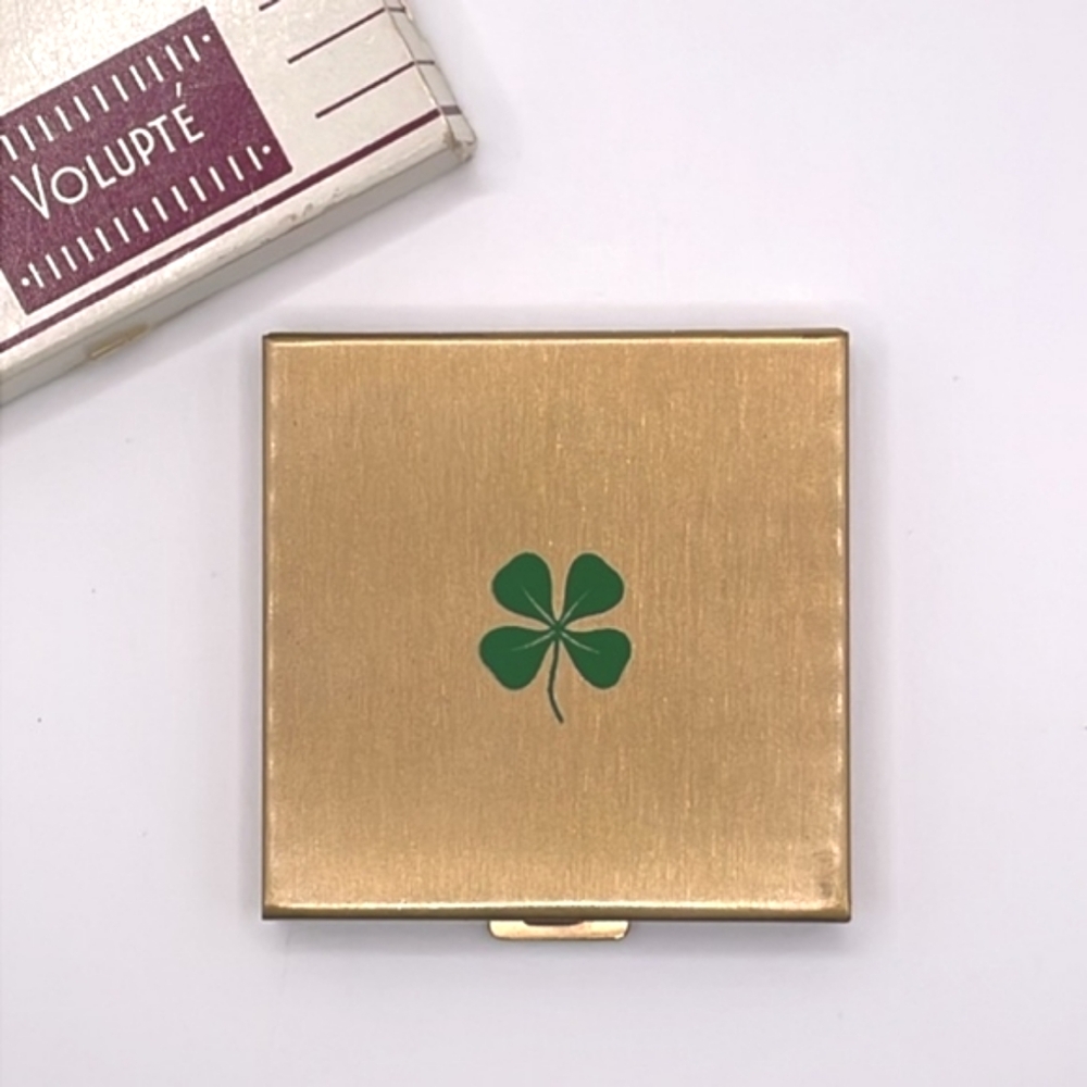 Volupte Vintage Gold Tone Compact 4-Leaf Clover with Original Box - Picture 7 of 15